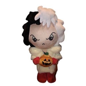 Disney Halloween 18 Villains Cruella De Vil Jack O Lantern Porch Greeter Pumpkin